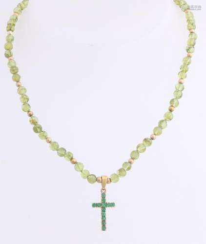 Necklace with light green tourmaline beads with gold