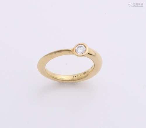 Yellow gold ring, 750/000, set with a brilliant cut