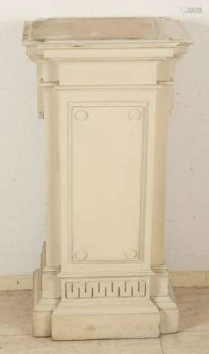 Large antique wooden pedestal. Around 1920. White.