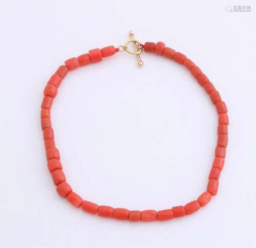 Bracelet of red coral, barrel-shaped ø 3mm,