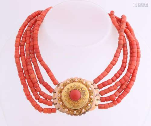 Generous blood coral necklace with a beautiful yellow