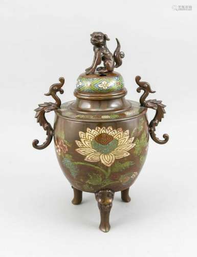 Large 19th century Chinese bronze incense burner with