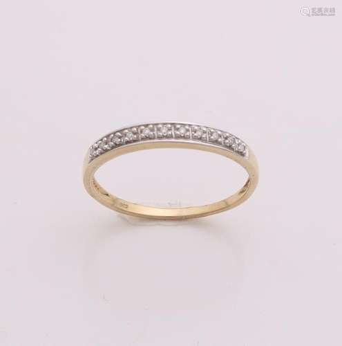 Yellow gold ring, 585/000, with diamond. Fine ring with