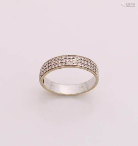 Yellow gold ring, 585/000, with diamonds. Ring with 3