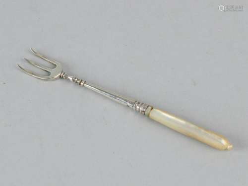 Rare 835/000 silver oyster fork with mother-of-pearl