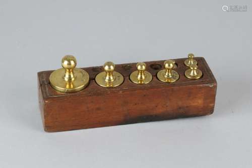 19th century weight block from Leeuwarden with seven
