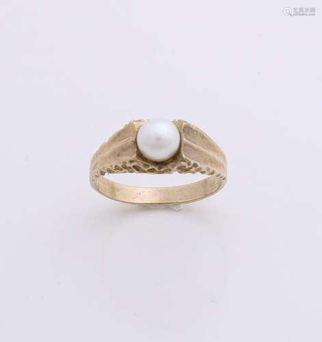 Ring, 333/000, with wide, roughly worked band, 8 mm,