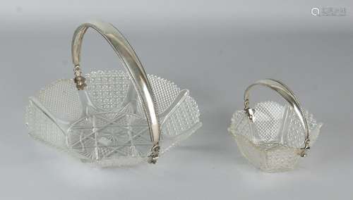 Cut crystal eight-sided biscuit dish and accompanying