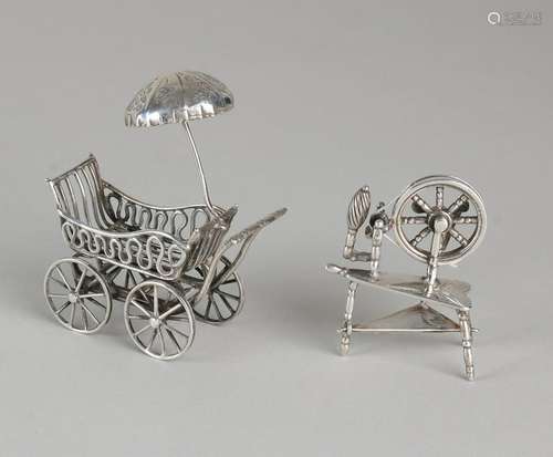 Two silver miniatures, 925/000, a pram with umbrella