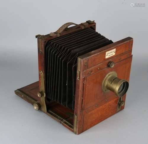 Antique wooden photo camera. Guy de Coral Co.