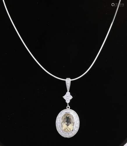 Silver necklace with pendant, 925/000. Square cut omega