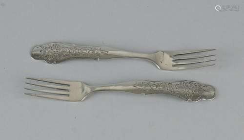 Set of silver four-tooth jam forks with floral engraved