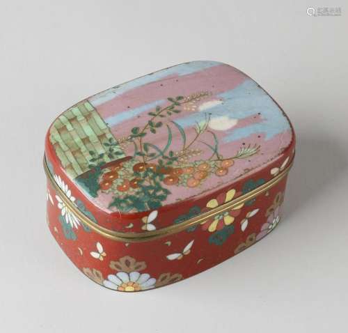 Antique Japanese cloisonne Meiji cover box with floral