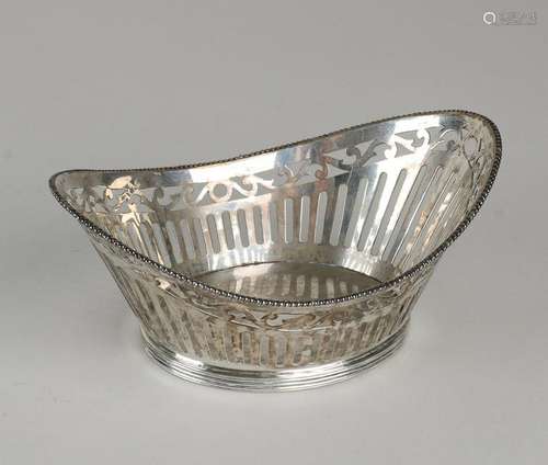 Silver bonbon basket, 835/000, boat-shaped model with