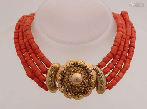 Necklace of red coral with yellow gold stripe, 585/000.