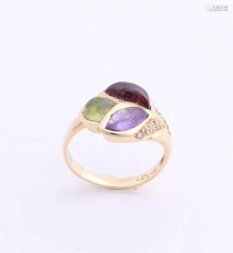 Small yellow gold ring, 585/000, with colored stones.