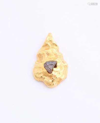 Yellow gold pendant, 585/000, with diamond. Pendant of