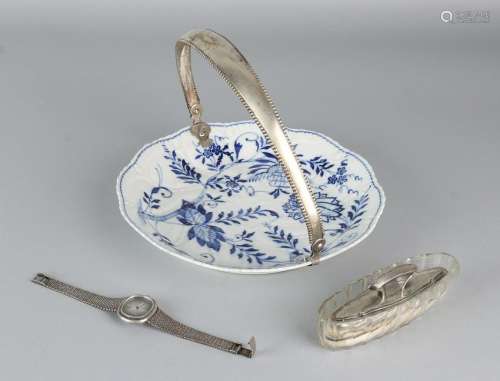 Three parts with silver, a porcelain plate with silver