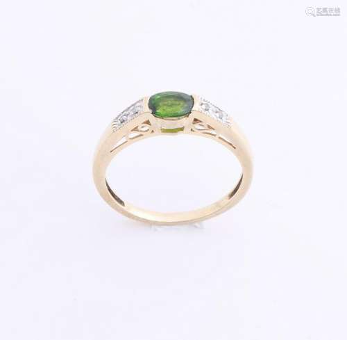 Yellow gold ring, 585/000, with tourmaline and diamond.