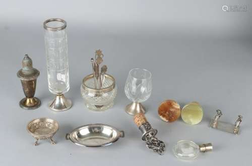 Lot of silver with crystal, with a vase of crystal with
