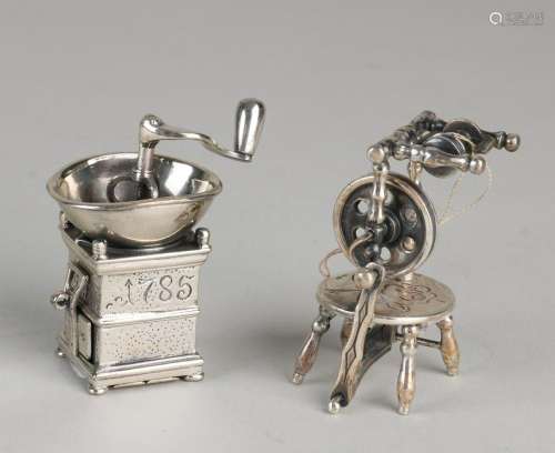 Two silver miniatures, 925/000, in the shape of a