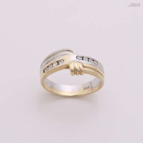 Gold ring, 585/000, with zirconia's. Ring in yellow and