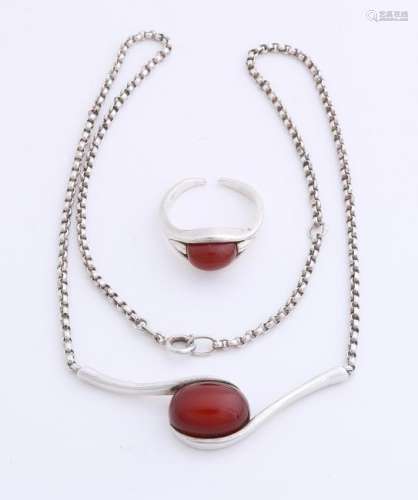 Silver choker and ring, 925/000, with agate. Choker and