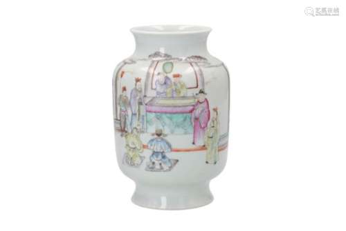 A polychrome porcelain jar, decorated with dignitaries. Marked with seal mark Qianlong. China,