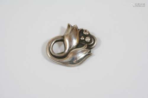 A SILVER BROOCH BY GEORG JENSEN formed as two tulips, design number 100A, with maker's mark and