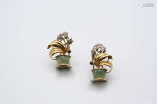 A PAIR OF GEM SET AND GOLD GIARDINETTO CLIP EARRINGS each mounted with single-cut diamonds and a