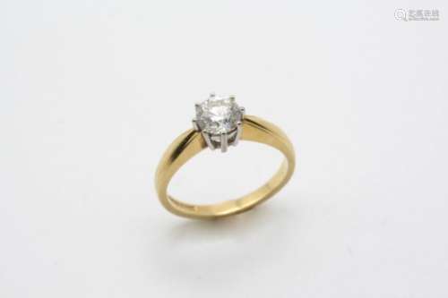 A DIAMOND SOLITAIRE RING the round brilliant-cut diamond weighs approximately 0.90 carats and is set
