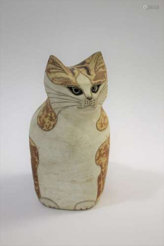 ROSEMARY WREN (1922-2013) - OXSHOTT POTTERY a large stoneware model of a Cat, the back of the figure