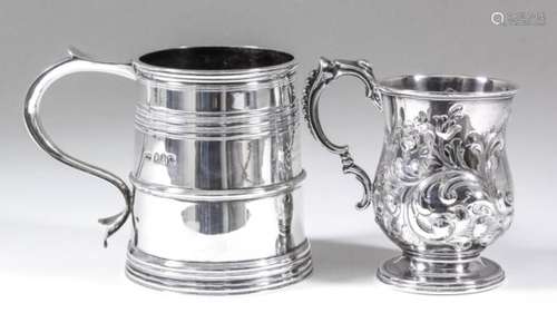 A George V silver Britannia standard tankard with reeded mounts, moulded girdle and S-scroll handle,