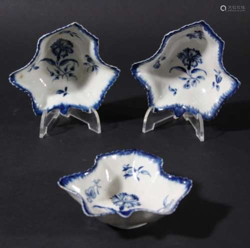 SET OF SIX WORCESTER LEAF SHAPED PICKLE DISHES, circa 1770, blue painted in the gilliflower pattern,