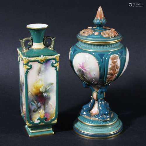 HADLEY, WORCESTER, POT POURRI VASE AND COVER, decorated with three oval, floral panels, green