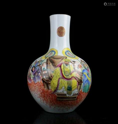 CHINESE FAMILLE ROSE BOTTLE VASE