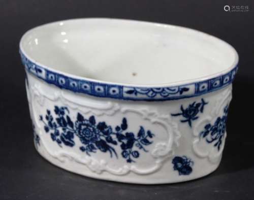 WORCESTER OVAL POTTING POT, mid 18th century, blue printed in the Mixed Flower Panel Sprays pattern,
