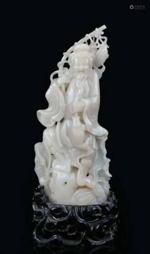 CHINESE WHITE JADE CARVED FISHERMAN