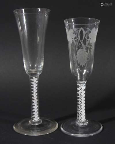 GEORGE III ALE GLASS, late 18th century, the slender bowl engraved with hops and barley above stem