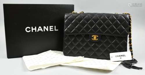 Chanel Matelasse Lambskin Quilted Shoulder Bag