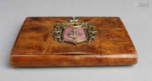 A Cigarette Holder With Loose Diamond Inlay