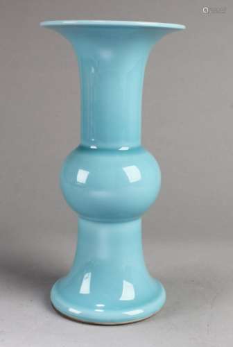 Chinese Porcelain Vase.