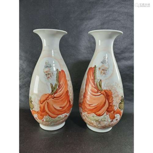 Pr Of Mirrored Chinese Famille Rose Vases Mark 1920-30