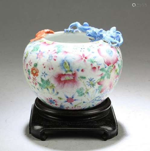 Chinese Porcelain Container With Wooden Stand