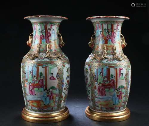 A Pair of Antique Chinese Famille Rose  Porcelain Vases