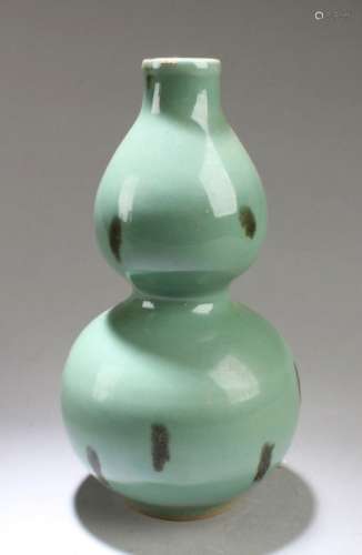 Chinese Porcelain Double Gourd Vase