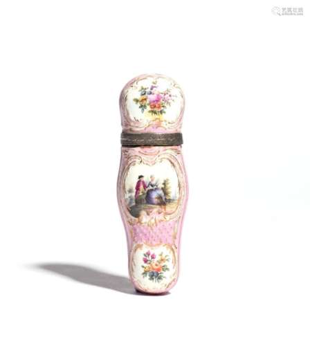 A Continental porcelain etui late 18th/early 19th century, painted with panels of courting couples