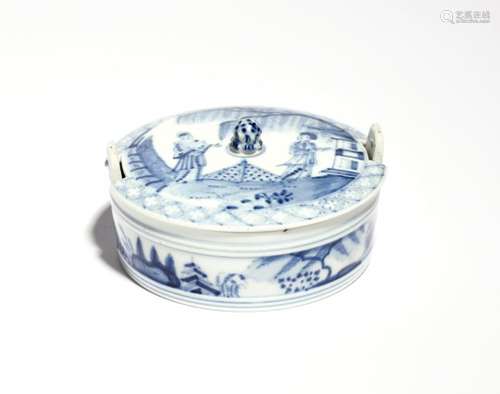 A Meissen butter tub and cover c.1740, the circular form painted to the cover in underglaze blue