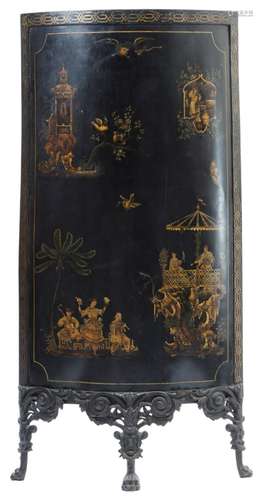 A rare Regency tτle fire screen, of curved shape and decorated in gilt with an outer chain border