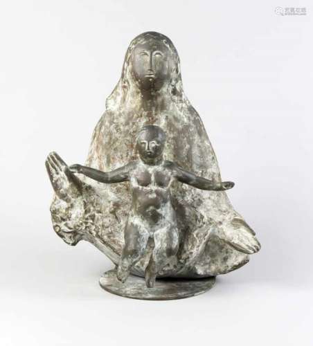 Bücker, Heinrich Gerhard. 1922 - Vellern - 2008. Madonna mit Kind. Bronze, patiniert. Aufdem